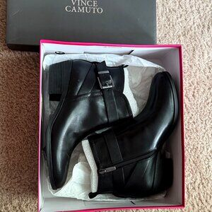 Vince Camuto: Womens Leather Ankle Boots - Size 7 1/2M